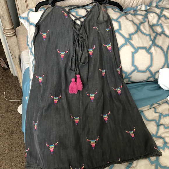 Dress - Picture 2 of 3